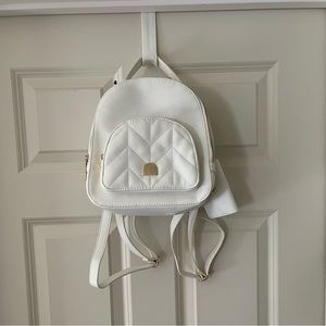 NWT House of Harlow 1960 On The Go Luxe Backpack with Removable Card Case Purse